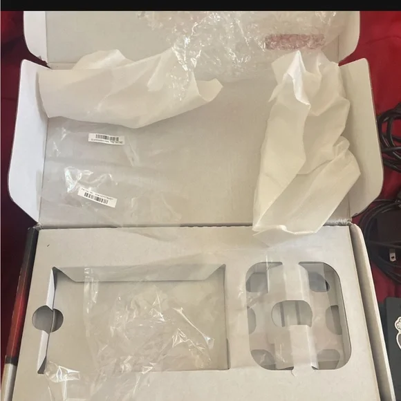 Nintendo Switch - Picture 5 of 6